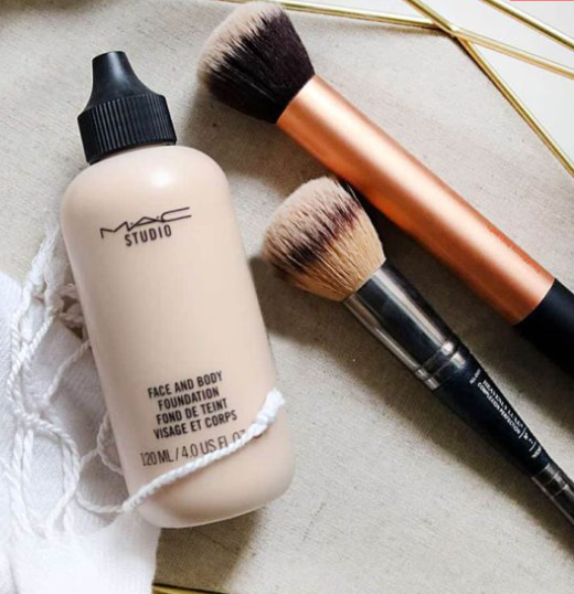 Mac Studio Face And Body Foundation